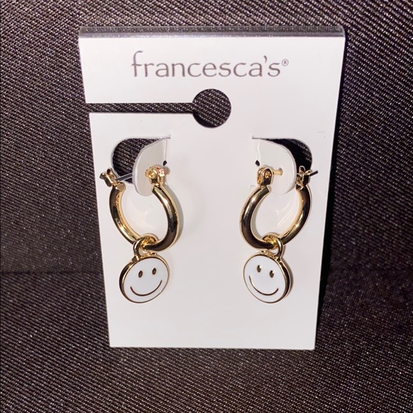 Francesca's Collections Gold and White Classic Hoop Earrings - Picture 1 of 1